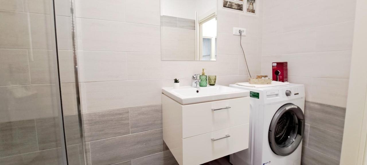 Relax Home Apartment Q Iasi Eksteriør billede